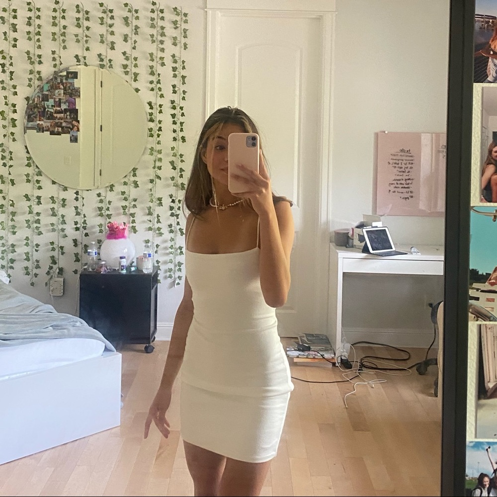 Windsor White Mini Dress 🍥